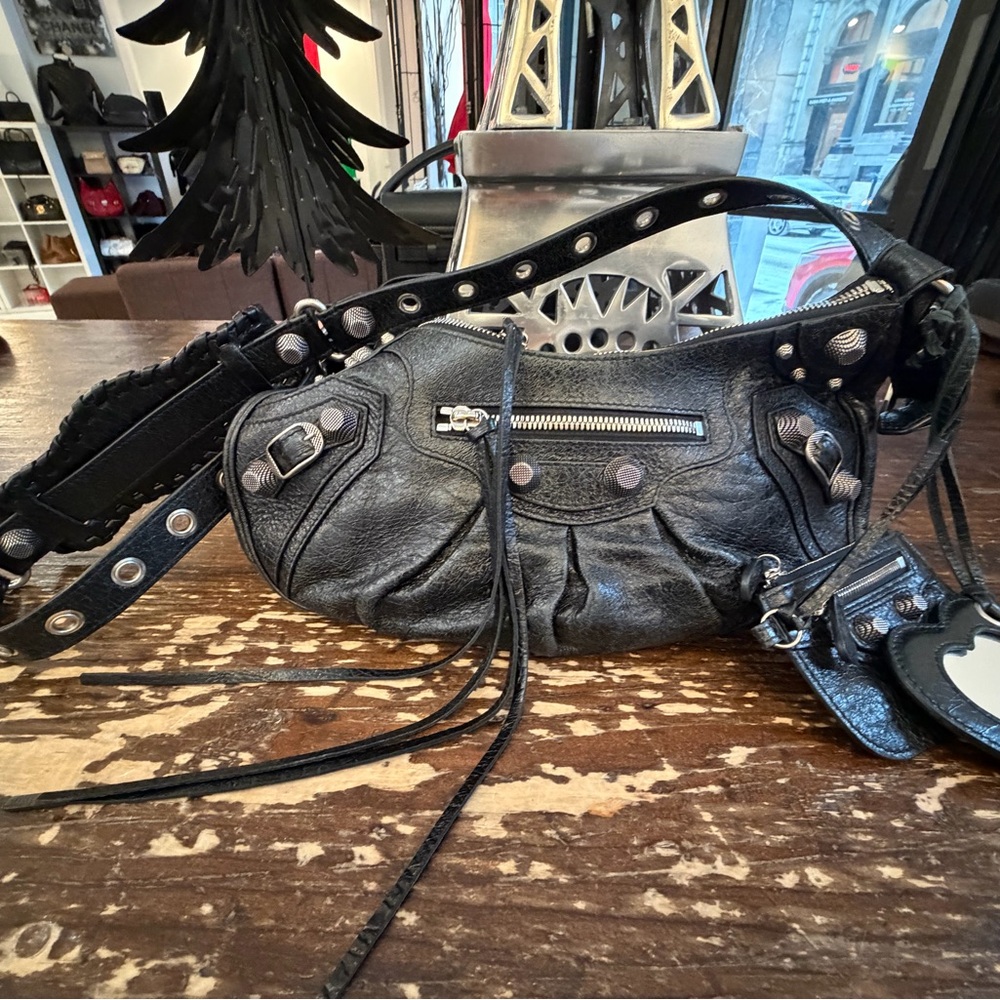 Balenciaga Le Cagole XS Shoulder Bag Black Arena Leather | Silver HW | w/ Tags